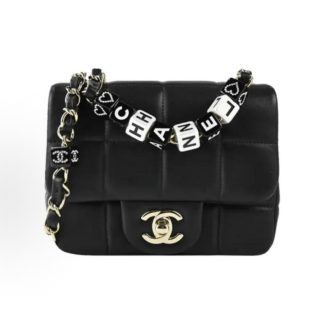 CHANEL Pre-Spring 23C Gold Buckle Resin Black & White Square Chain Shoulder Strap Leather Chain Lambskin Flap Bag Crossbody Shoulder Bag Mini Women's Black